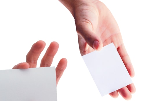 11 Essential Things to Include on Your Business Card